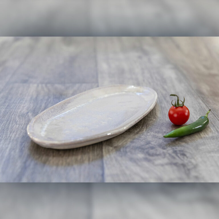 assiette-ovale-blanche-tacheté--30-cm-grès-blanc