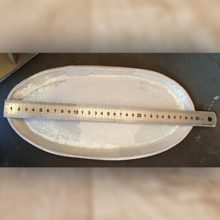 plat-ovale-sur-demande-de-30-cm