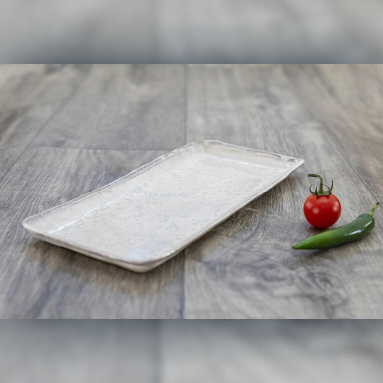 plat-rectangulaire-blanc-tacheté-30-cm