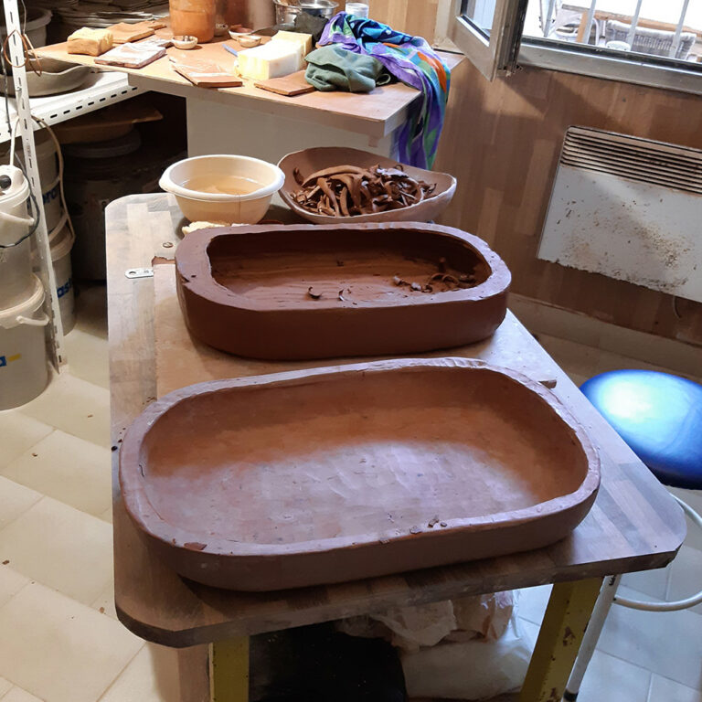 plat-xl-en-fabrication-grès-60-cm
